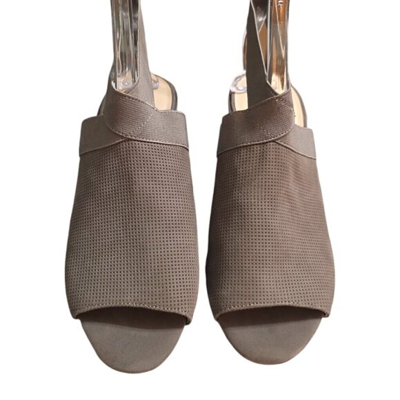 Kenneth Cole Taupe Hannon Perforated Leather Open Toe Slingback Sandal Sz 9.5 - Picture 3 of 7